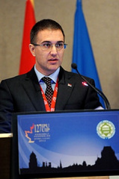 24.октобар 2012. Председник Стефановић на панел дискусији „Отварање могућности за младе у данашњној глобалној економији“